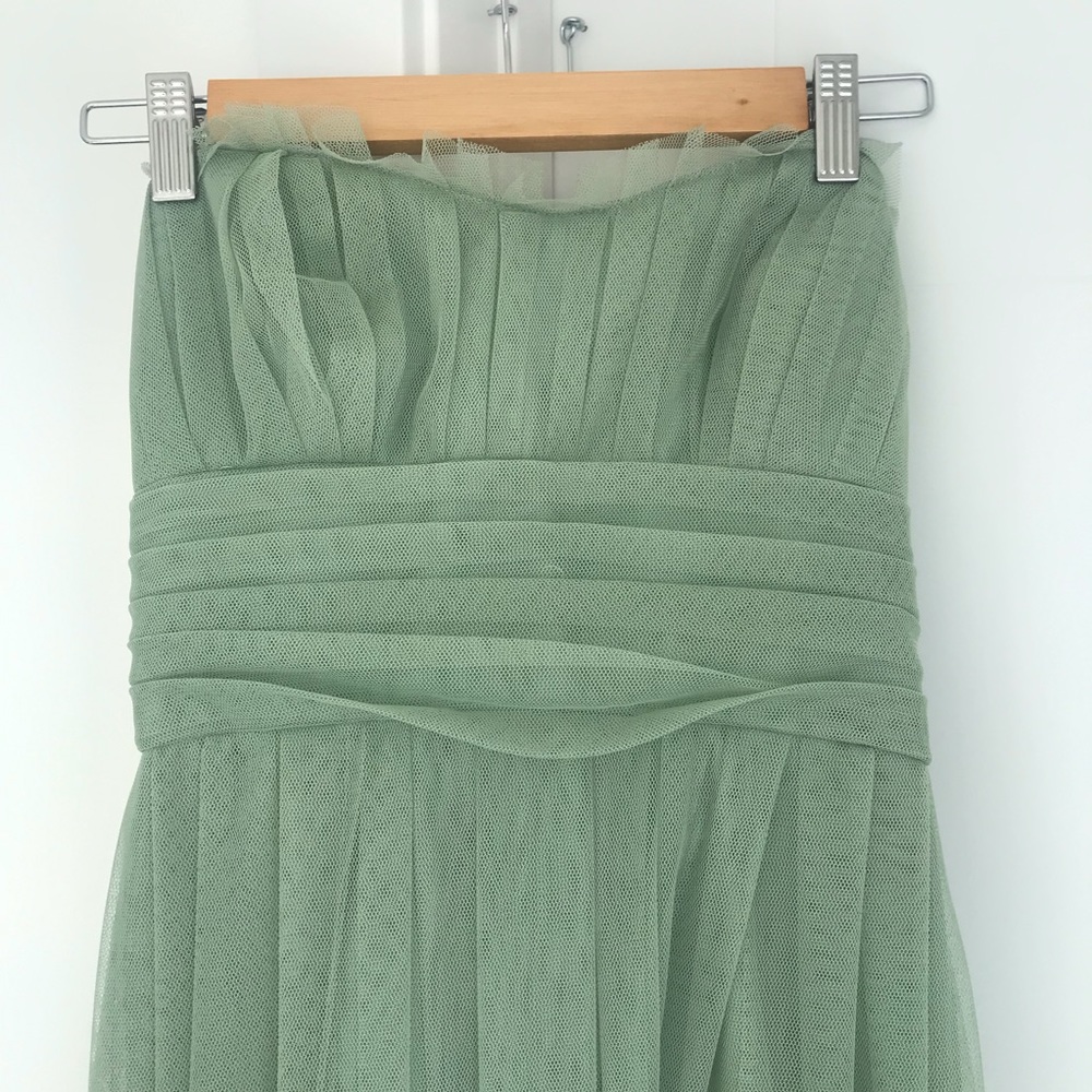 COPY - Vera Wang original bridesmaid / prom dress. Size 4